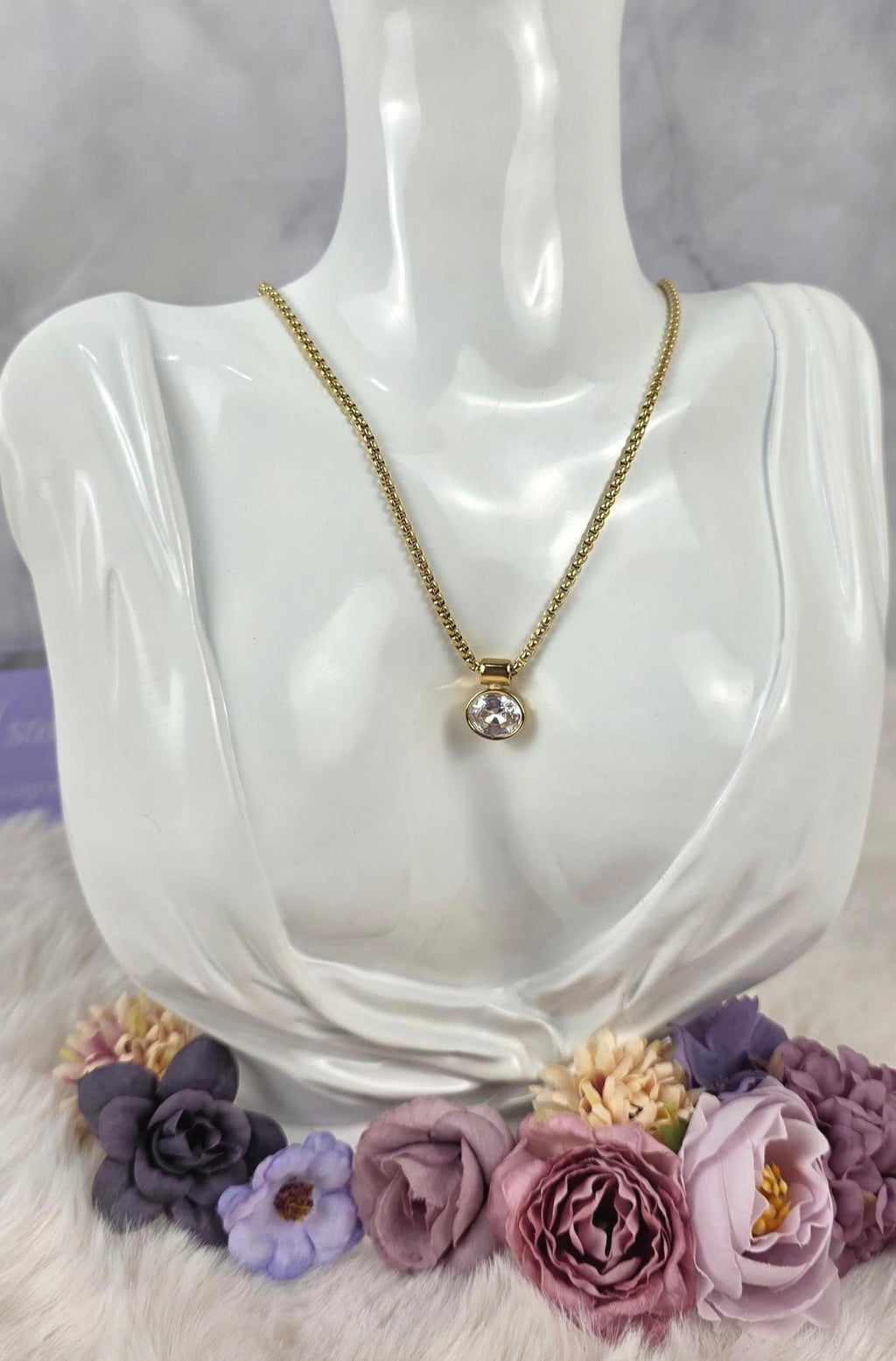Aria Gold Crystal Pendant Necklace | 18K Plated Stainless Steel, Minimalist, Hypoallergenic