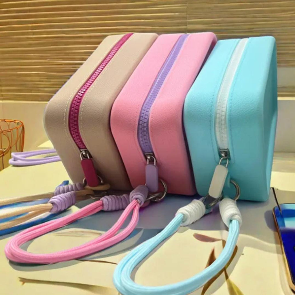 Waterproof Silicone Makeup Bag: Travel Toiletry Organizer Pouch, Minimalist Style