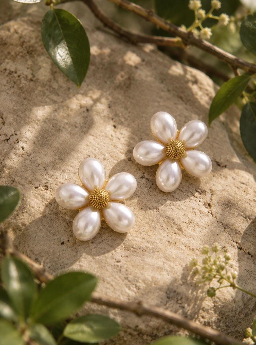 Daisy Pearl Stud Earrings, 18K Gold Plated Flower Design, Dainty Floral Jewelry