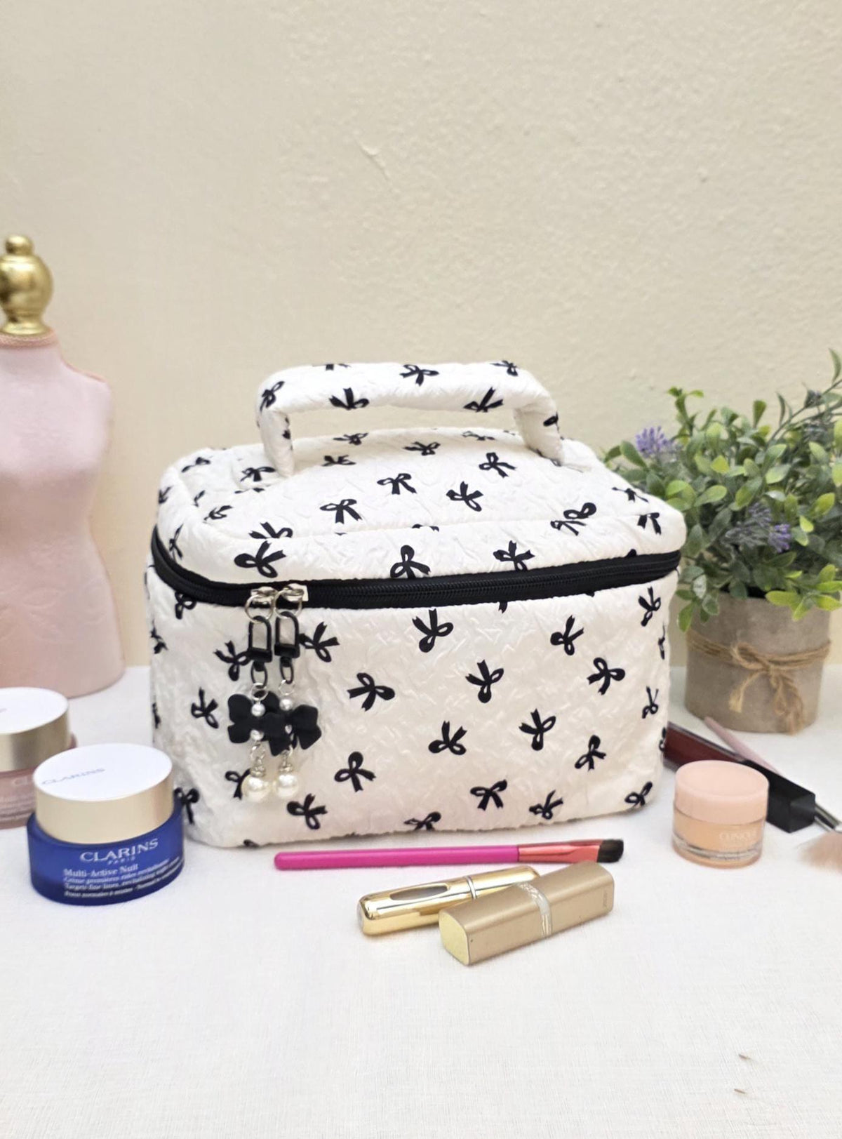 White Quilted Bow Makeup Bag, Double Zipper Travel Cosmetic Case