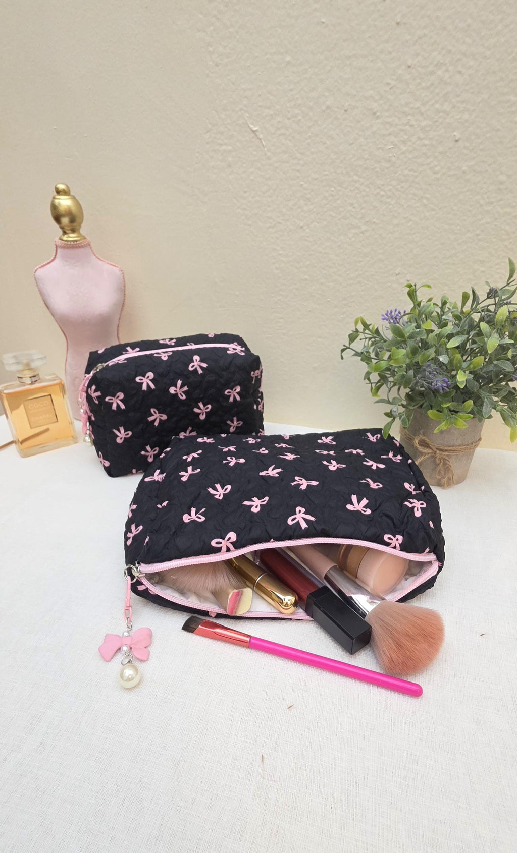 Black Coquette Quilted Makeup Bag, Pink Bow Cosmetic Pouch, Travel Toiletry Organizer