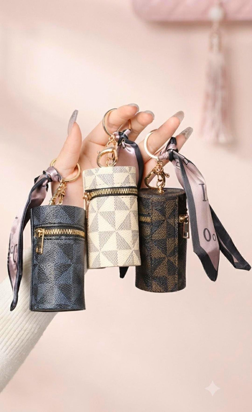 Mini Coin Purse Keychain, Vegan Leather Coin Pouch, Zipper Wallet Charm, AirPods Case, Purse Accessory, Gift for Women