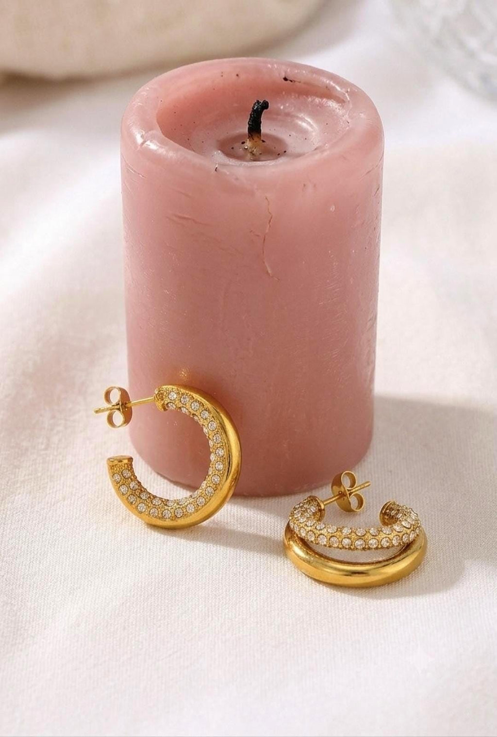 Nova Gold Hoop Earrings, 18K Gold Plated Zircon Hoop Earrings, Chunky Huggie Earrings, Minimalist Everyday Jewelry Gift