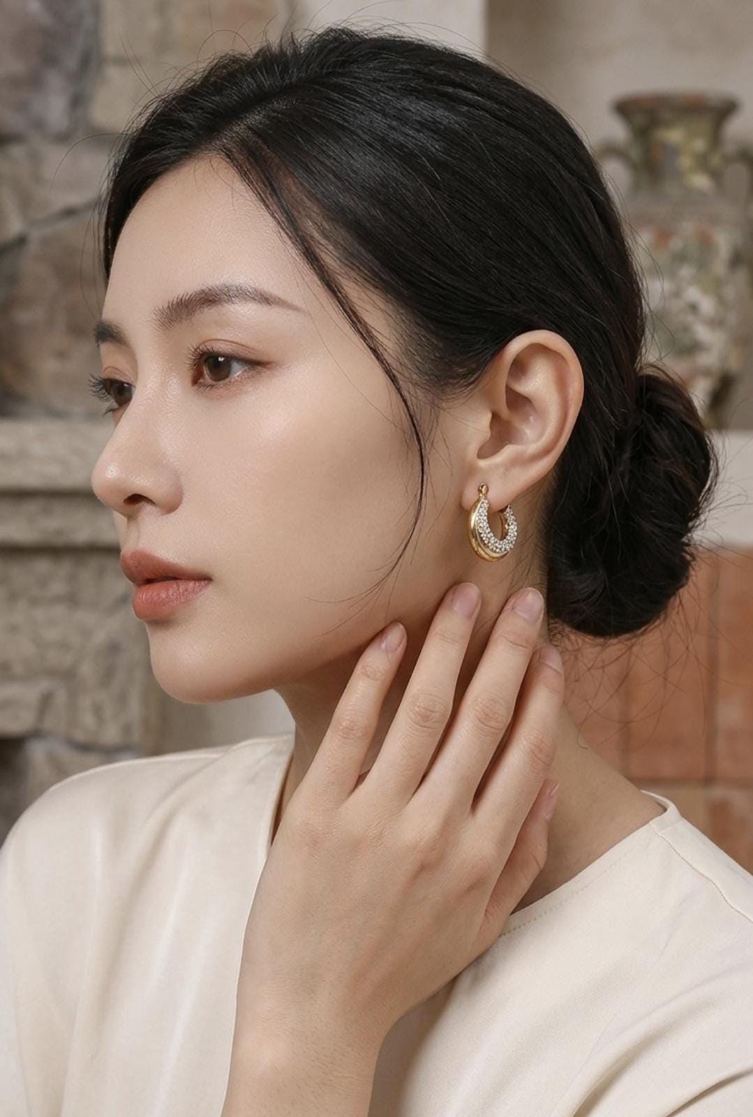 Nova Gold Hoop Earrings, 18K Gold Plated Zircon Hoop Earrings, Chunky Huggie Earrings, Minimalist Everyday Jewelry Gift