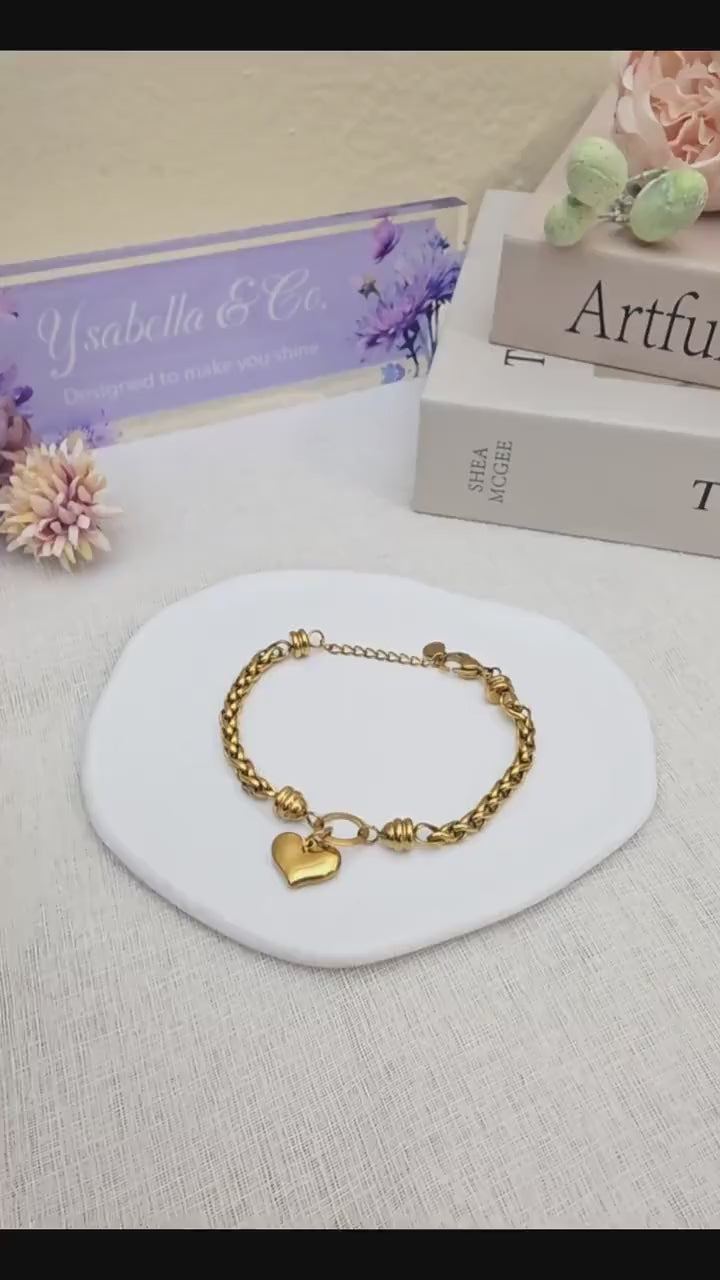 18K Gold Plated Heart Charm Bracelet, Stainless Steel Textured Chain, Adjustable Dainty Jewelry